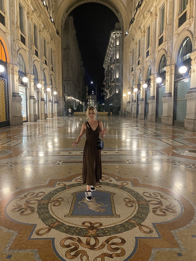 Galleria Vittorio Emanuele II hiljaisena iltana
